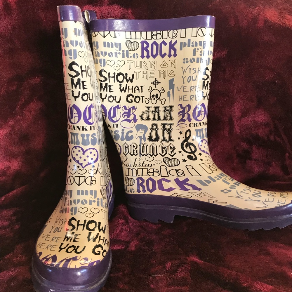 Rock and Roll Rainboots!😎🎸